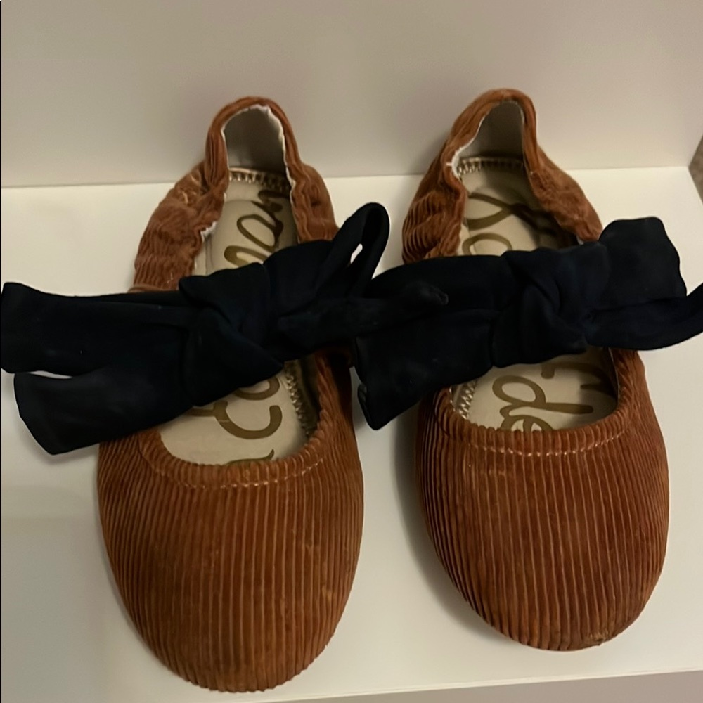 Sam Edelman Brown Kids Dress Shoes with Baltic blue bowtie (lols almost black)